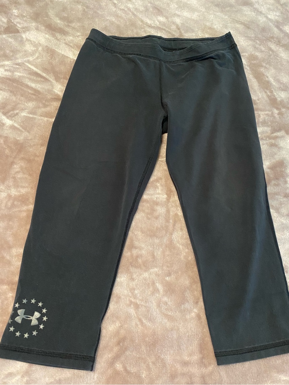 Under Armour Black Capri Leggings with Reflective Logo